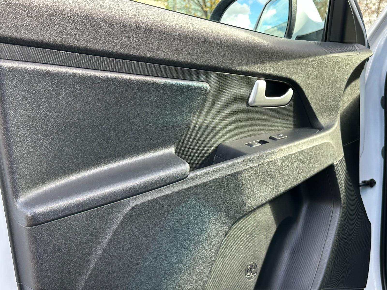 Kia Sportage 1.6 GDi EcoDynamics 1 SUV 5dr Petrol Manual 2WD Euro 5 (s/s) (133 bhp)