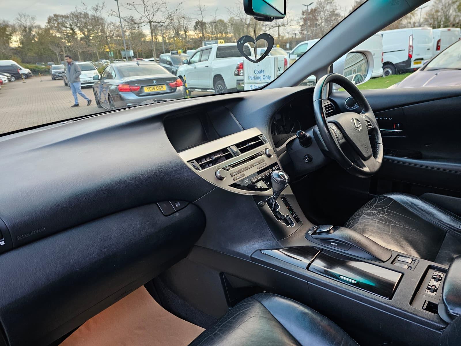 Lexus RX 3.5 450h V6 SE-I SUV 5dr Petrol Hybrid CVT 4WD Euro 4 (s/s) (299 ps)