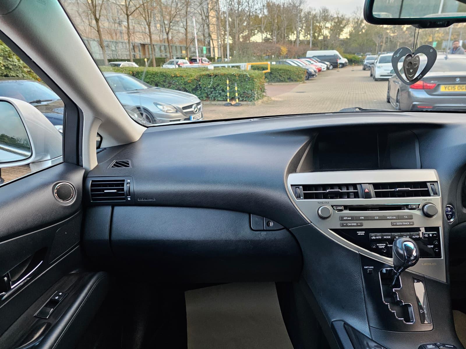 Lexus RX 3.5 450h V6 SE-I SUV 5dr Petrol Hybrid CVT 4WD Euro 4 (s/s) (299 ps)