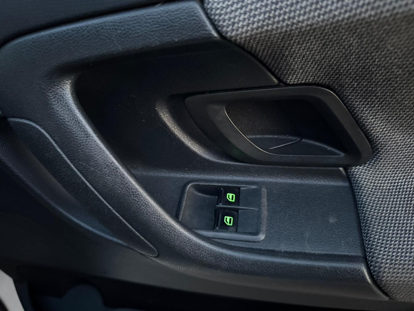 Skoda Fabia 1.6 TDI S Hatchback 5dr Diesel Manual Euro 5 (75 ps)