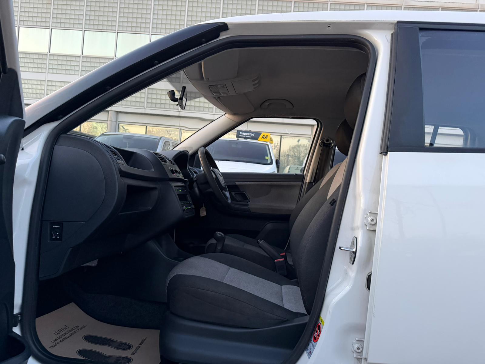 Skoda Fabia 1.6 TDI S Hatchback 5dr Diesel Manual Euro 5 (75 ps)