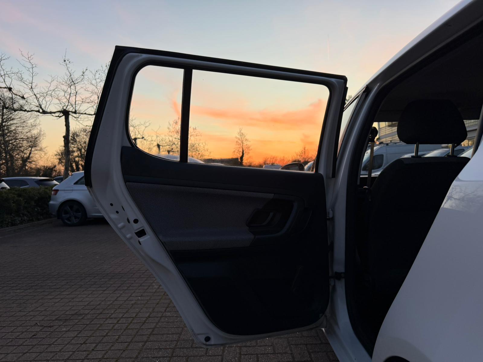 Skoda Fabia 1.6 TDI S Hatchback 5dr Diesel Manual Euro 5 (75 ps)