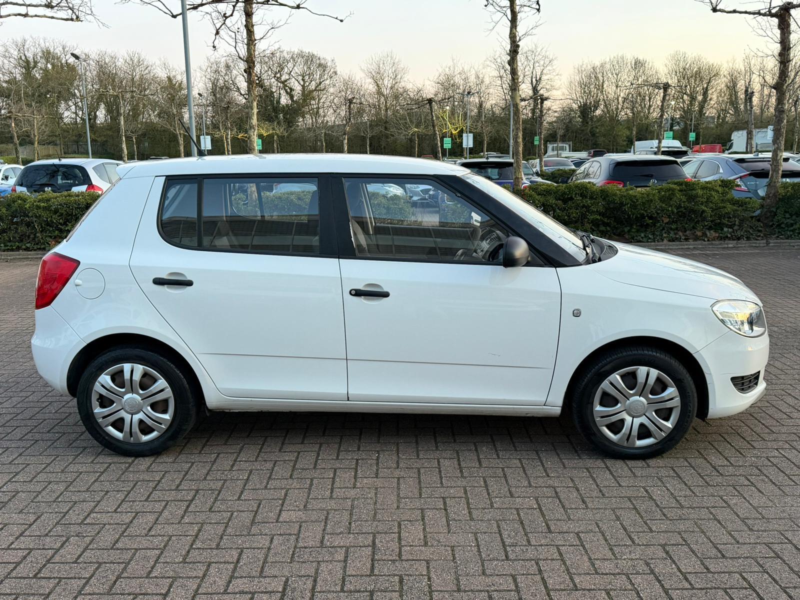 Skoda Fabia 1.6 TDI S Hatchback 5dr Diesel Manual Euro 5 (75 ps)