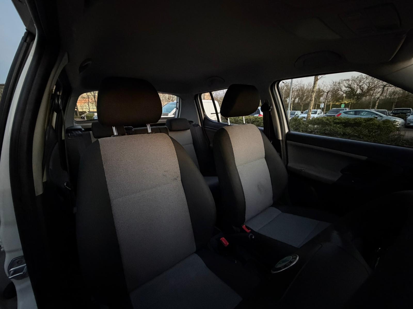 Skoda Fabia 1.6 TDI S Hatchback 5dr Diesel Manual Euro 5 (75 ps)