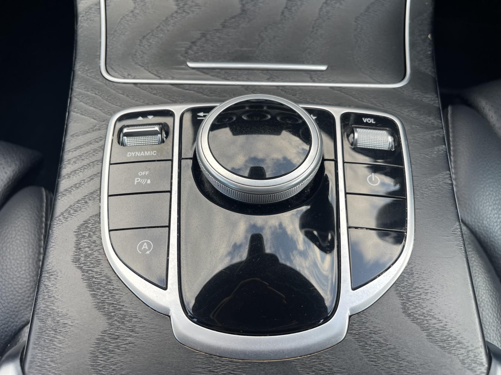 Mercedes-Benz C Class 2.1 C220d Sport Saloon 4dr Diesel G-Tronic+ Euro 6 (s/s) (170 ps)