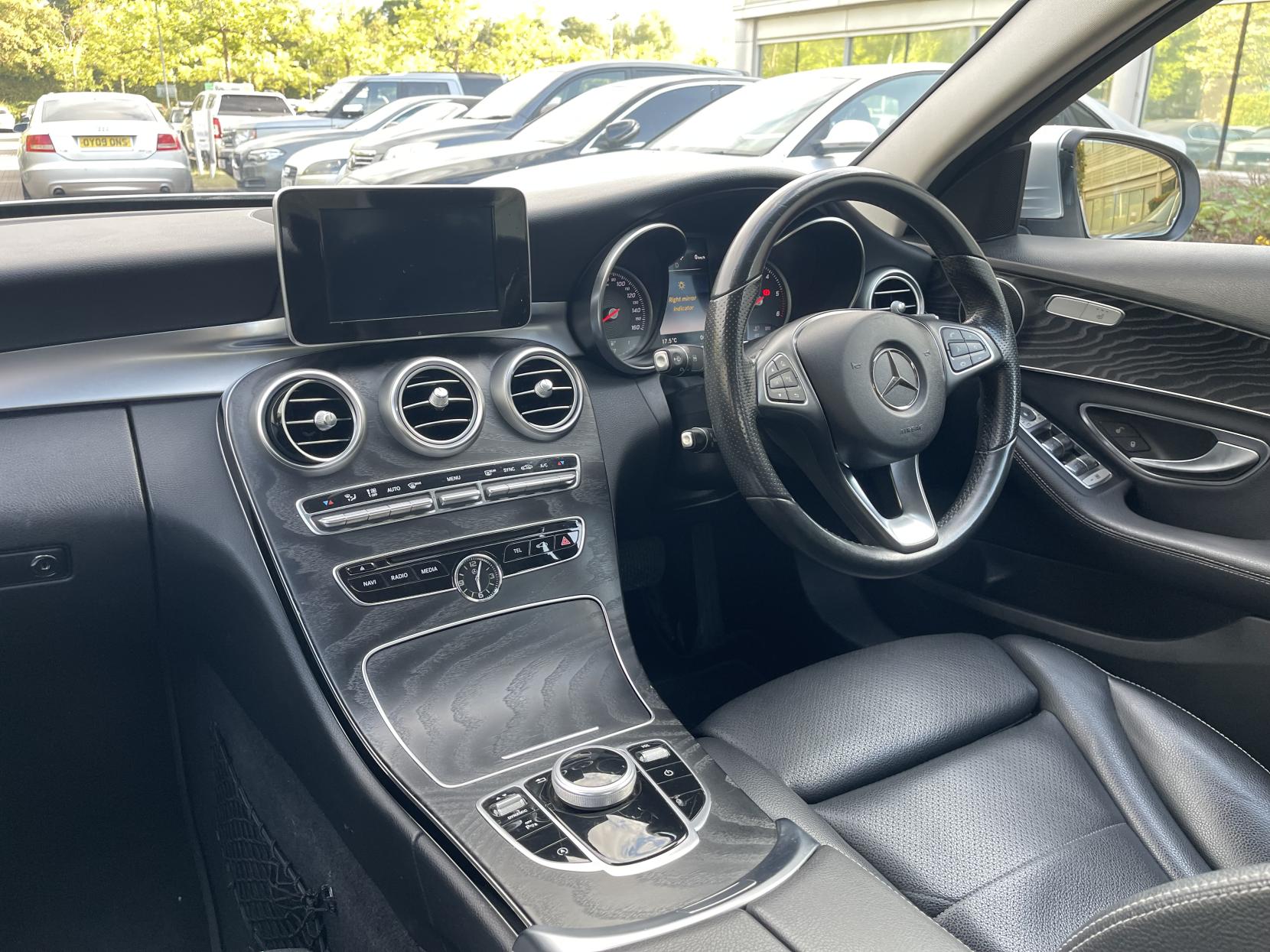 Mercedes-Benz C Class 2.1 C220d Sport Saloon 4dr Diesel G-Tronic+ Euro 6 (s/s) (170 ps)