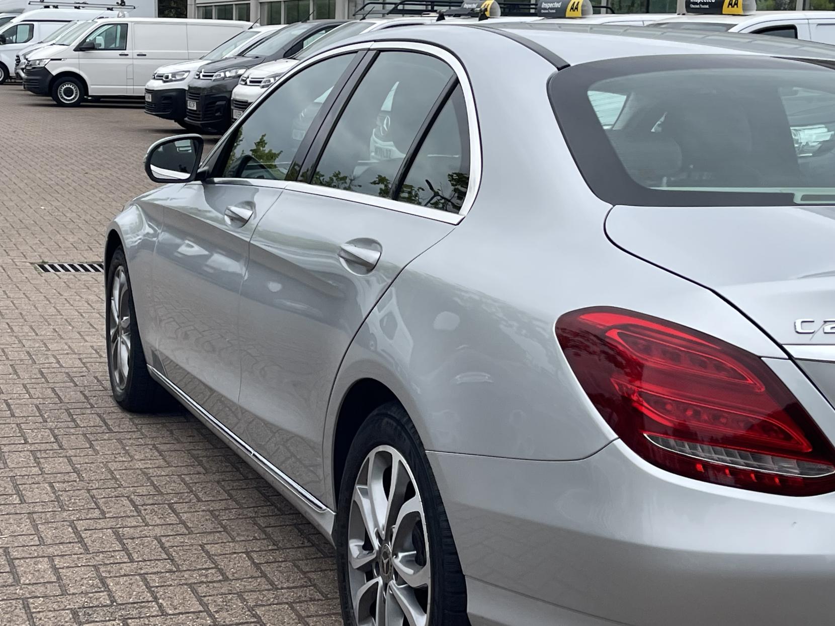 Mercedes-Benz C Class 2.1 C220d Sport Saloon 4dr Diesel G-Tronic+ Euro 6 (s/s) (170 ps)