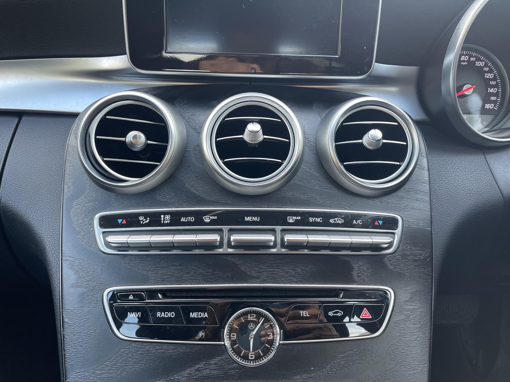 Mercedes-Benz C Class 2.1 C220d Sport Saloon 4dr Diesel G-Tronic+ Euro 6 (s/s) (170 ps)