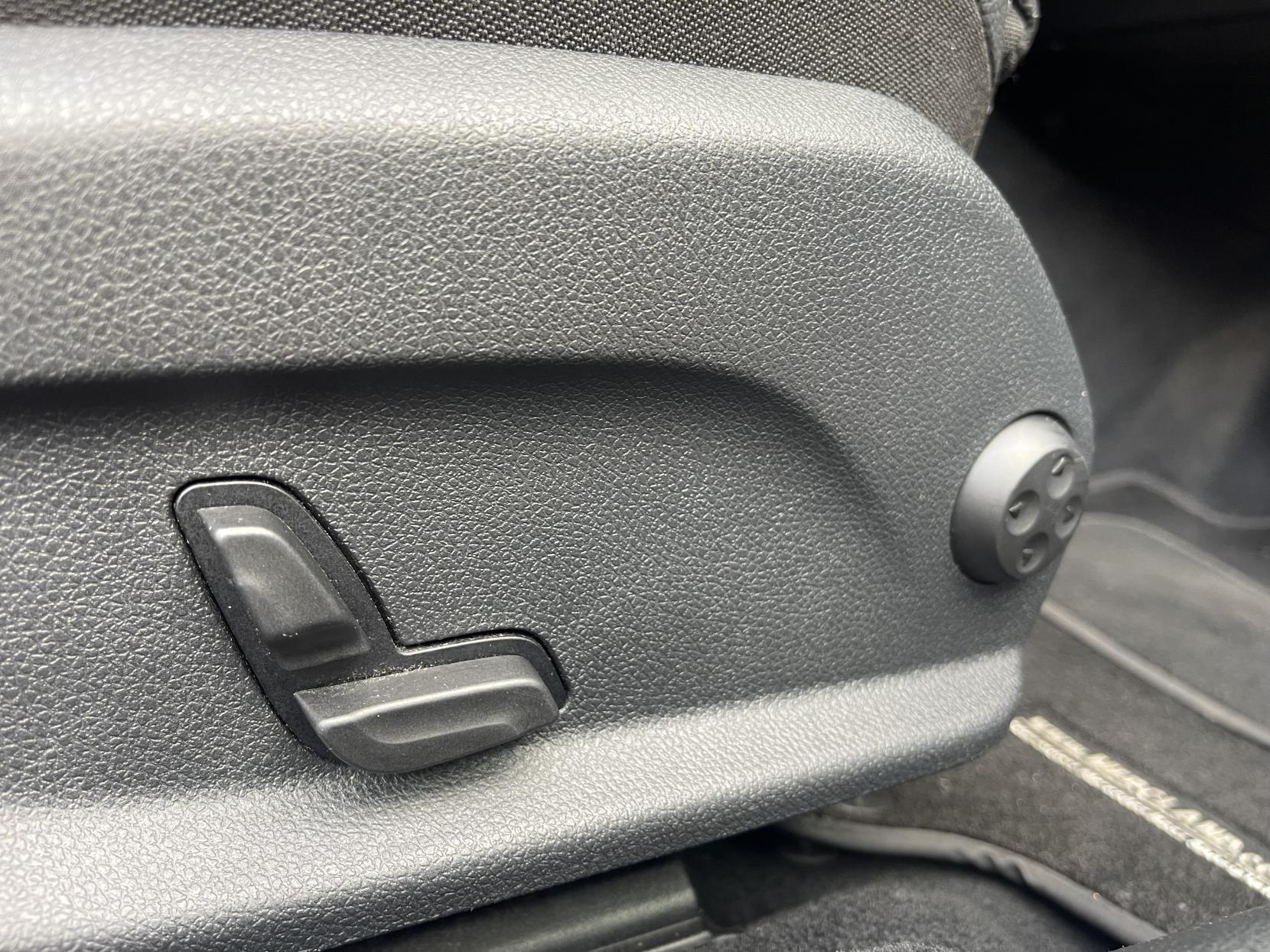 Mercedes-Benz C Class 2.1 C220d Sport Saloon 4dr Diesel G-Tronic+ Euro 6 (s/s) (170 ps)