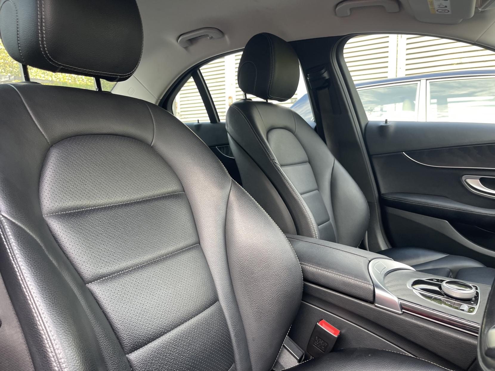 Mercedes-Benz C Class 2.1 C220d Sport Saloon 4dr Diesel G-Tronic+ Euro 6 (s/s) (170 ps)