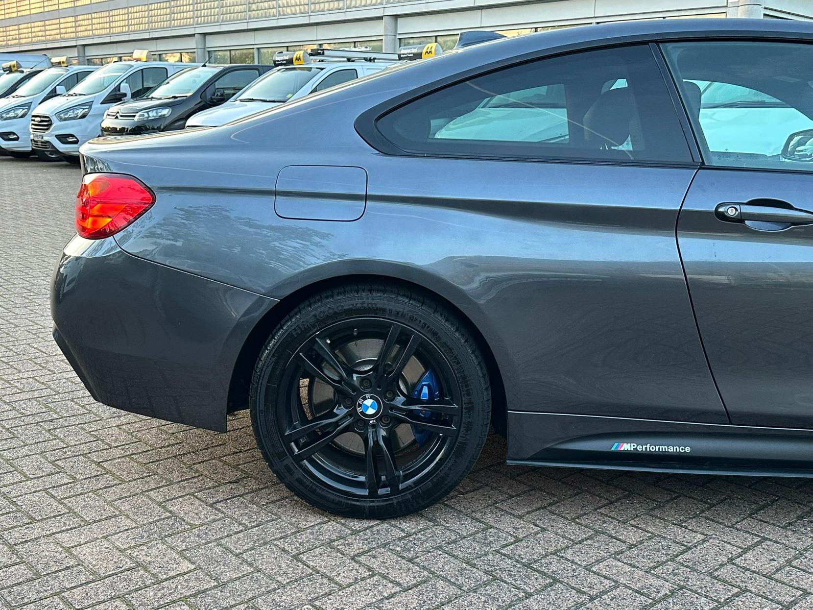 BMW 4 Series 2.0 420d M Sport Coupe 2dr Diesel Auto xDrive Euro 6 (s/s) (190 ps)