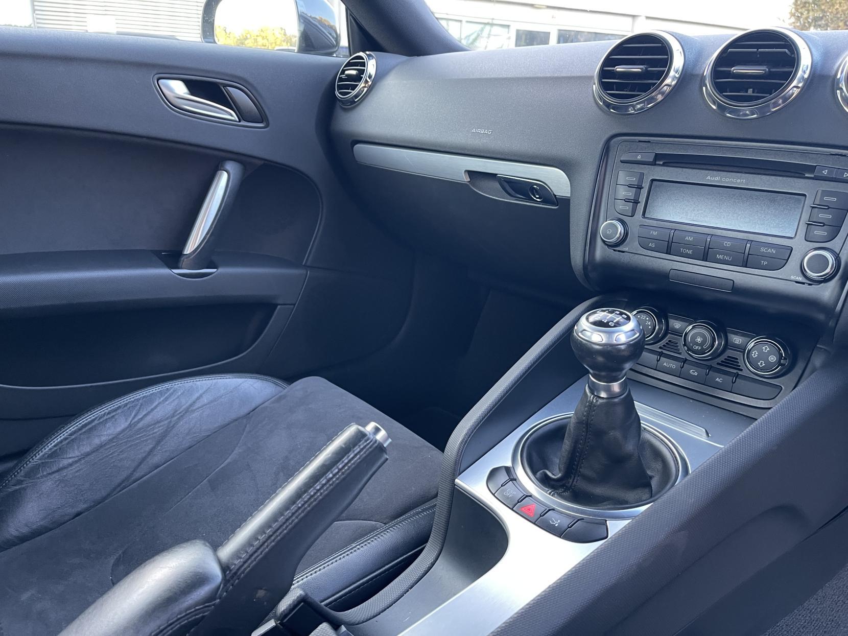 Audi TT 2.0 TFSI Coupe 3dr Petrol Manual Euro 4 (200 ps)