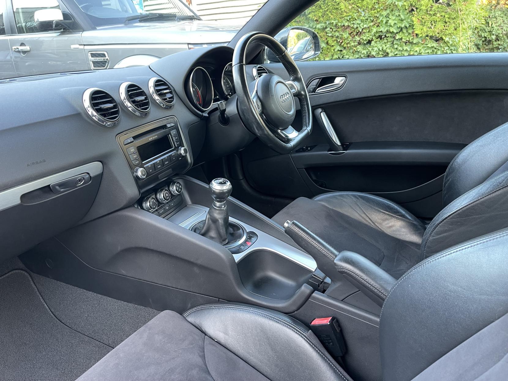 Audi TT 2.0 TFSI Coupe 3dr Petrol Manual Euro 4 (200 ps)