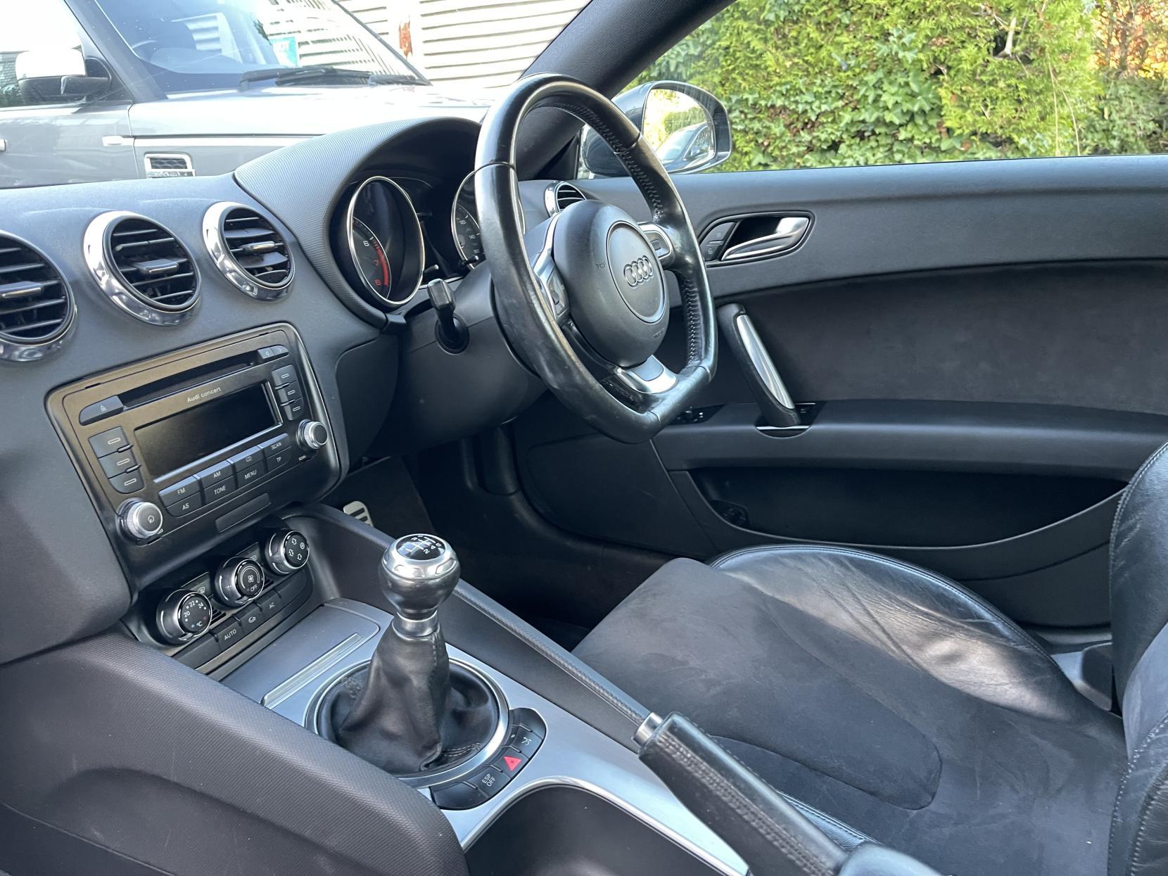 Audi TT 2.0 TFSI Coupe 3dr Petrol Manual Euro 4 (200 ps)