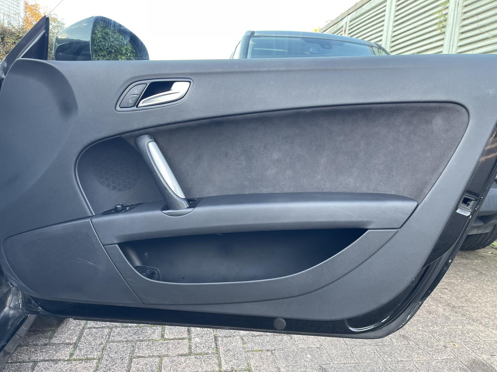 Audi TT 2.0 TFSI Coupe 3dr Petrol Manual Euro 4 (200 ps)