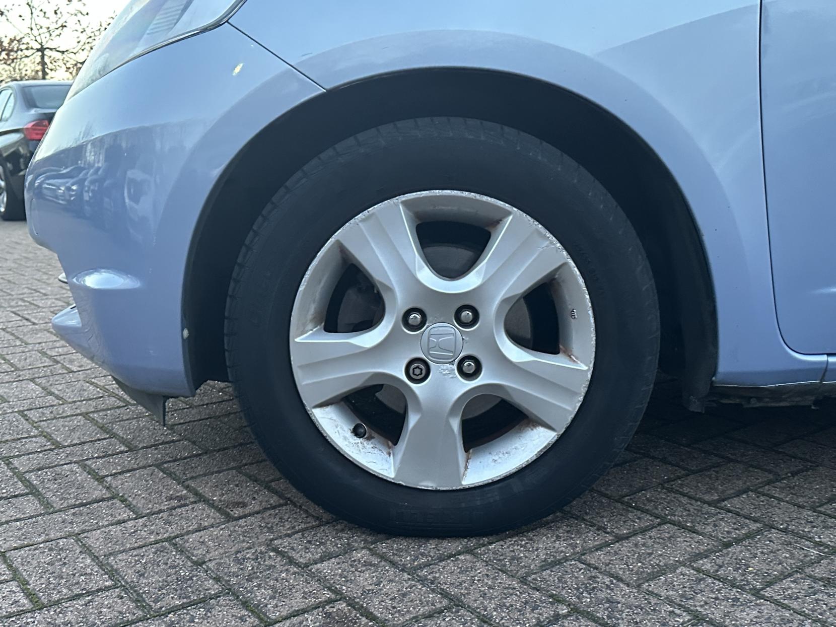 Honda Jazz 1.4 i-VTEC ES Hatchback 5dr Petrol Manual Euro 4 (100 ps)