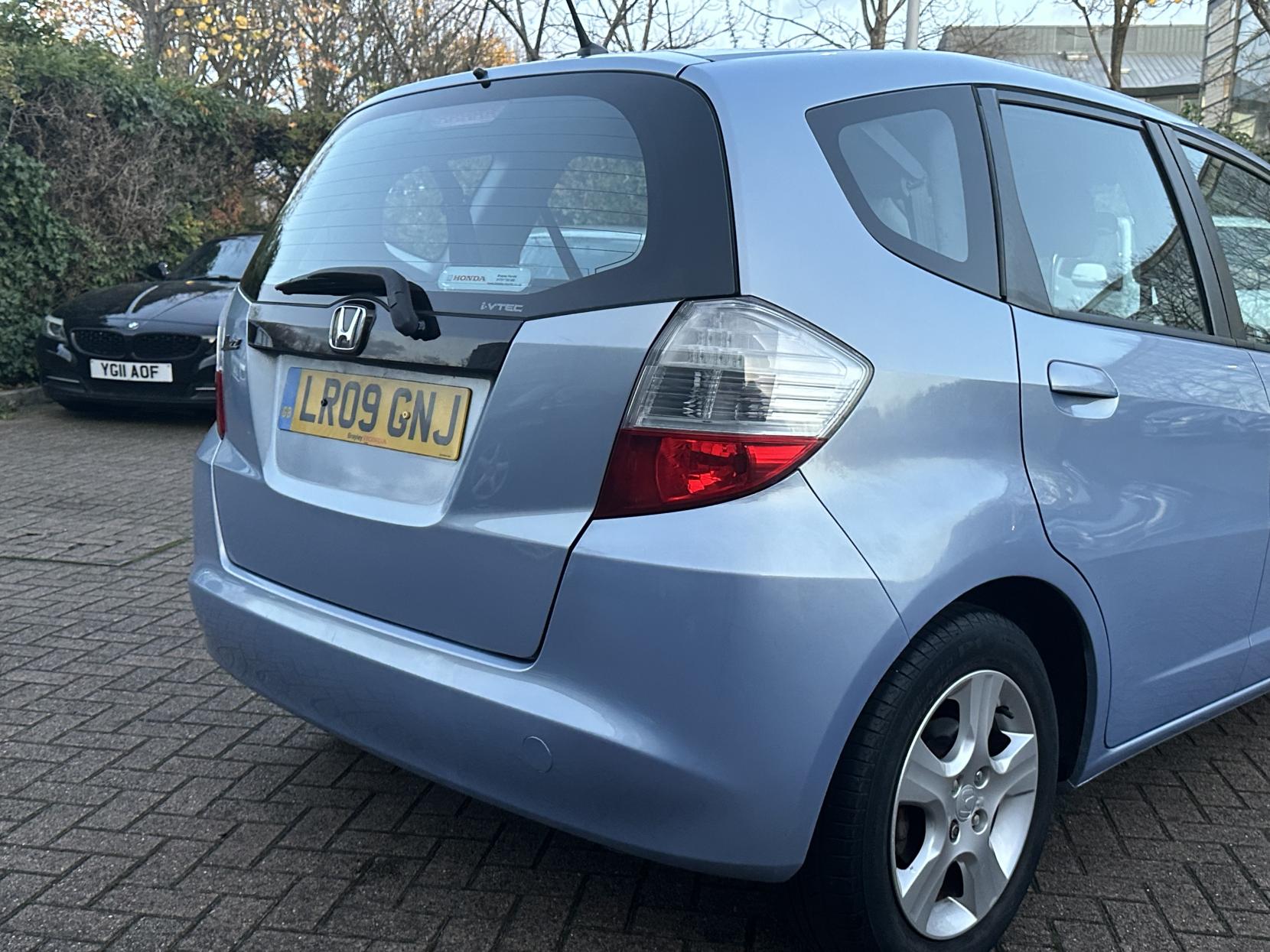 Honda Jazz 1.4 i-VTEC ES Hatchback 5dr Petrol Manual Euro 4 (100 ps)