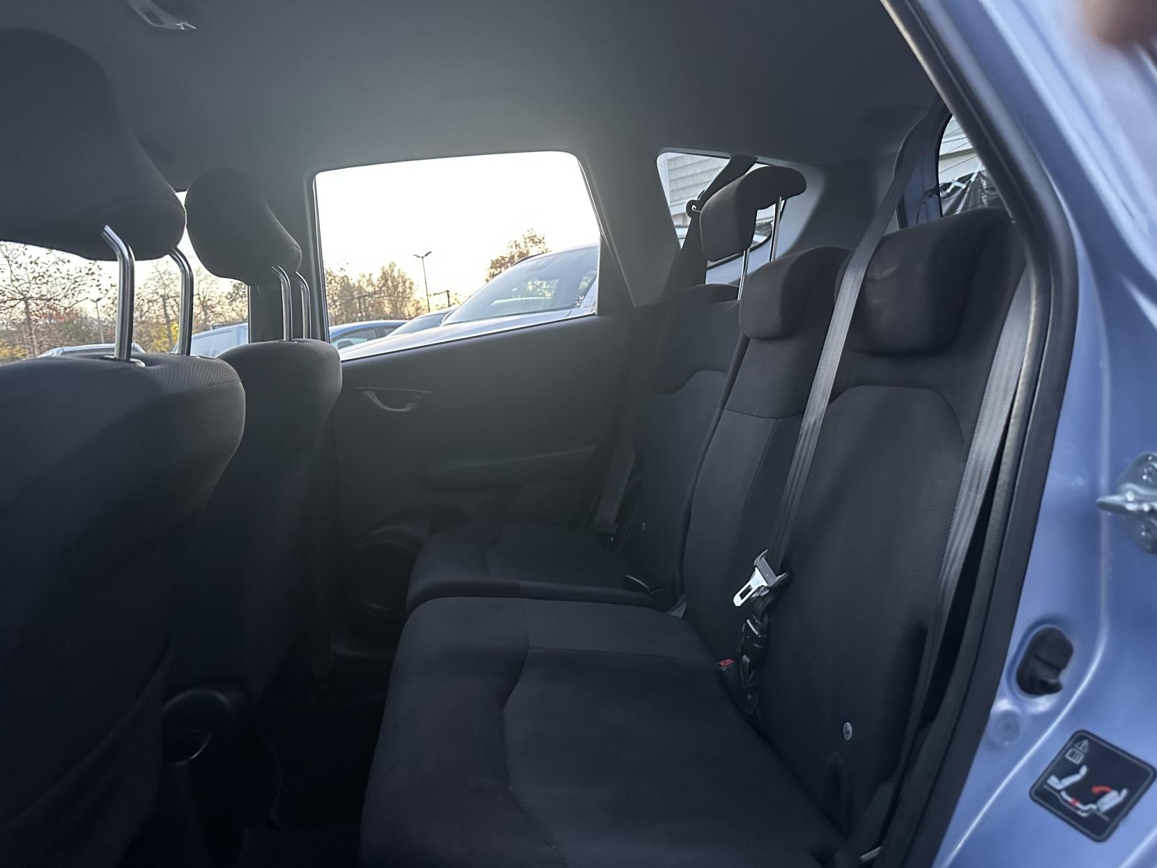 Honda Jazz 1.4 i-VTEC ES Hatchback 5dr Petrol Manual Euro 4 (100 ps)