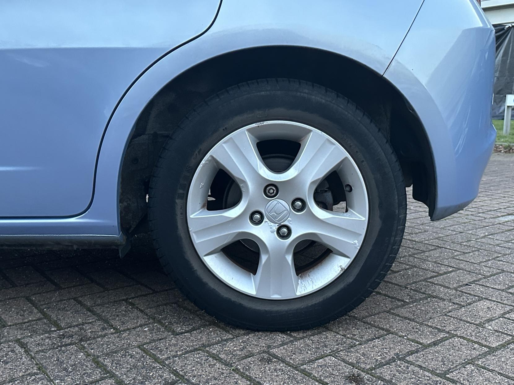 Honda Jazz 1.4 i-VTEC ES Hatchback 5dr Petrol Manual Euro 4 (100 ps)