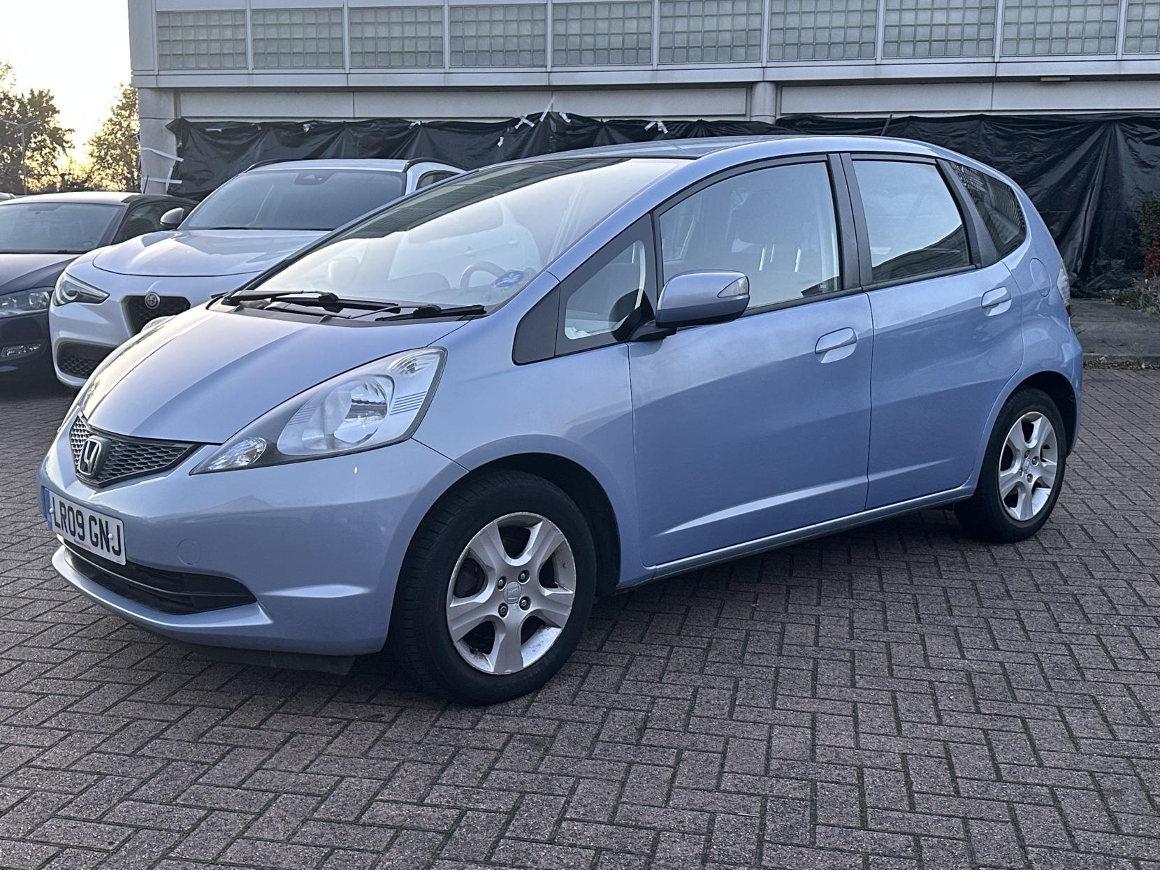 Honda Jazz 1.4 i-VTEC ES Hatchback 5dr Petrol Manual Euro 4 (100 ps)