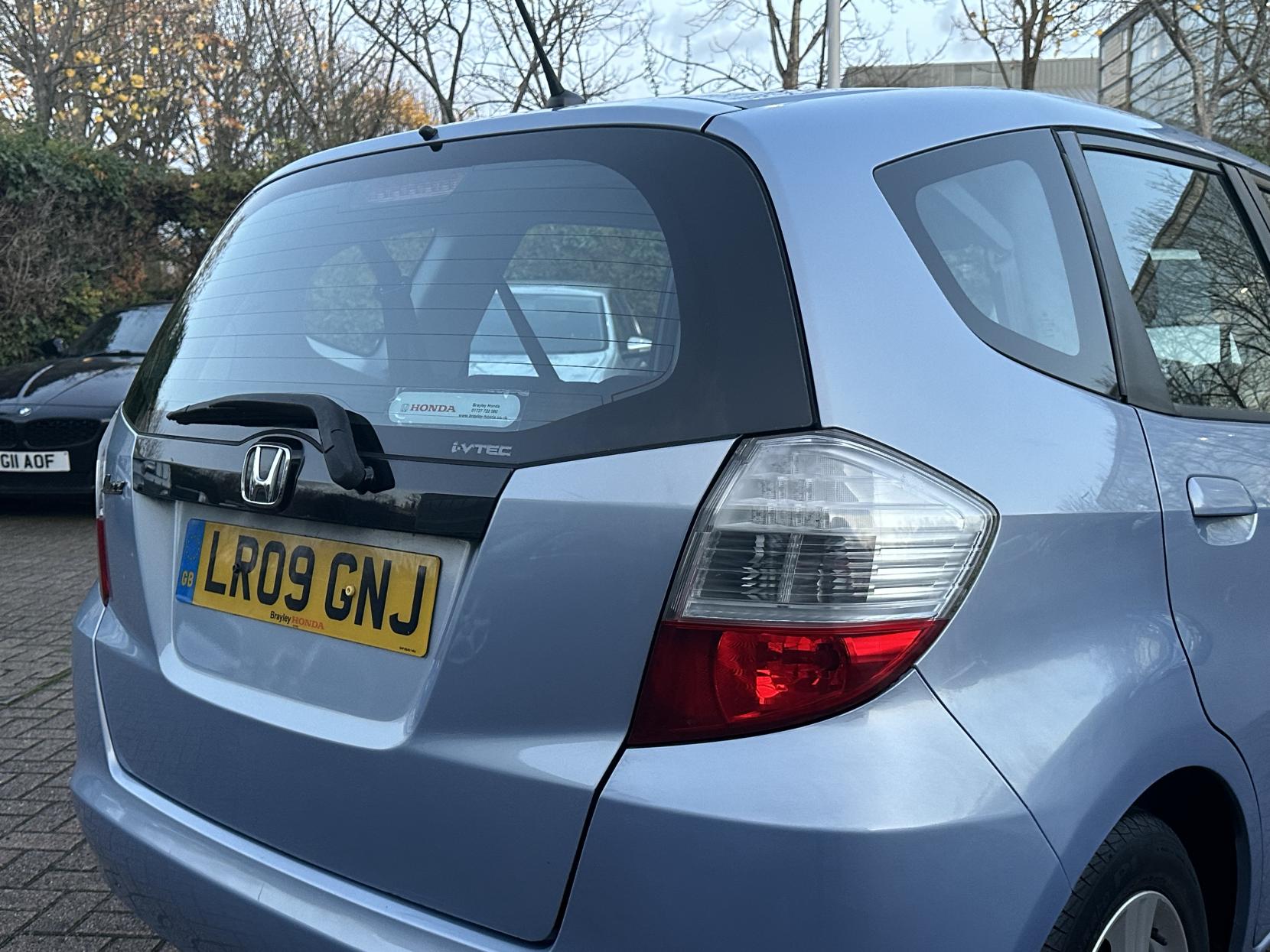 Honda Jazz 1.4 i-VTEC ES Hatchback 5dr Petrol Manual Euro 4 (100 ps)