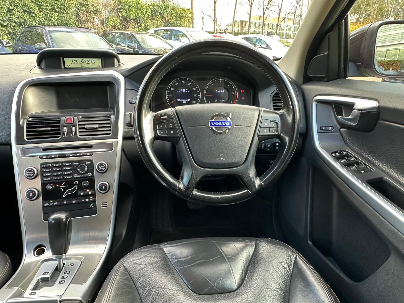 Volvo XC60 2.4D S SUV 5dr Diesel Geartronic Euro 4 (175 ps)