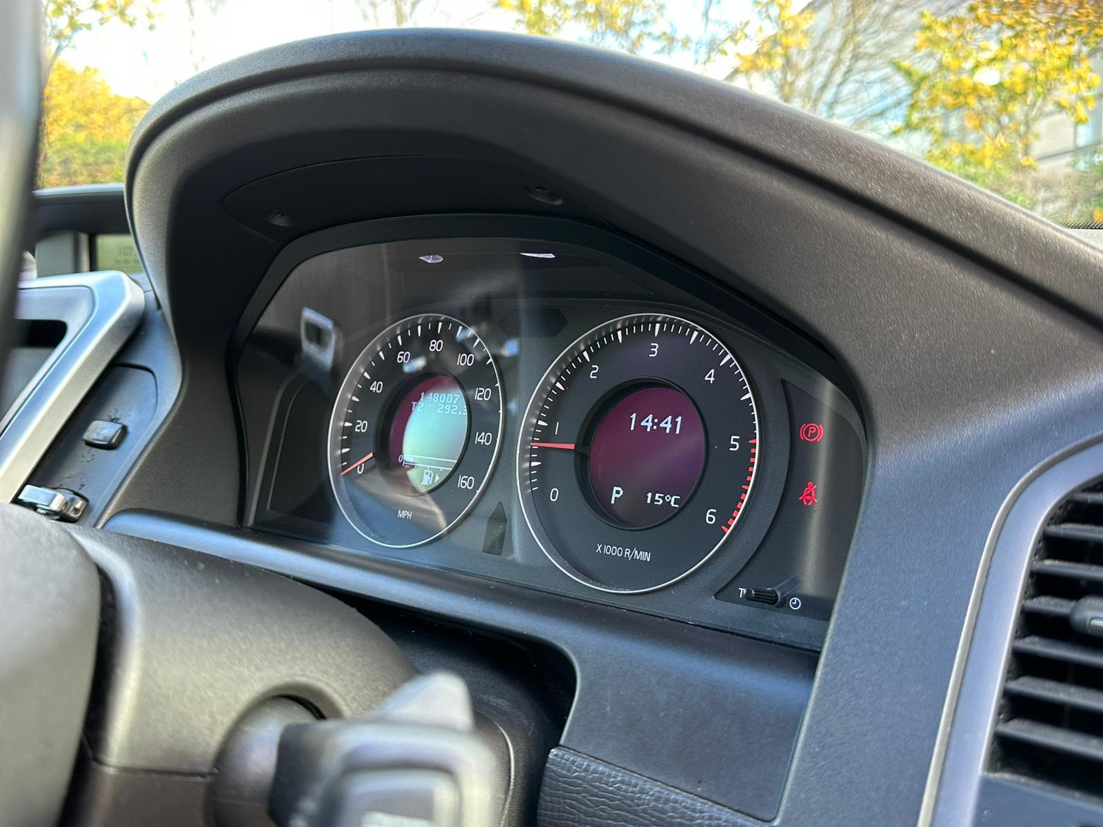 Volvo XC60 2.4D S SUV 5dr Diesel Geartronic Euro 4 (175 ps)