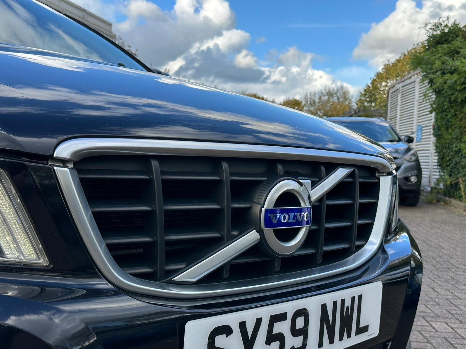 Volvo XC60 2.4D S SUV 5dr Diesel Geartronic Euro 4 (175 ps)