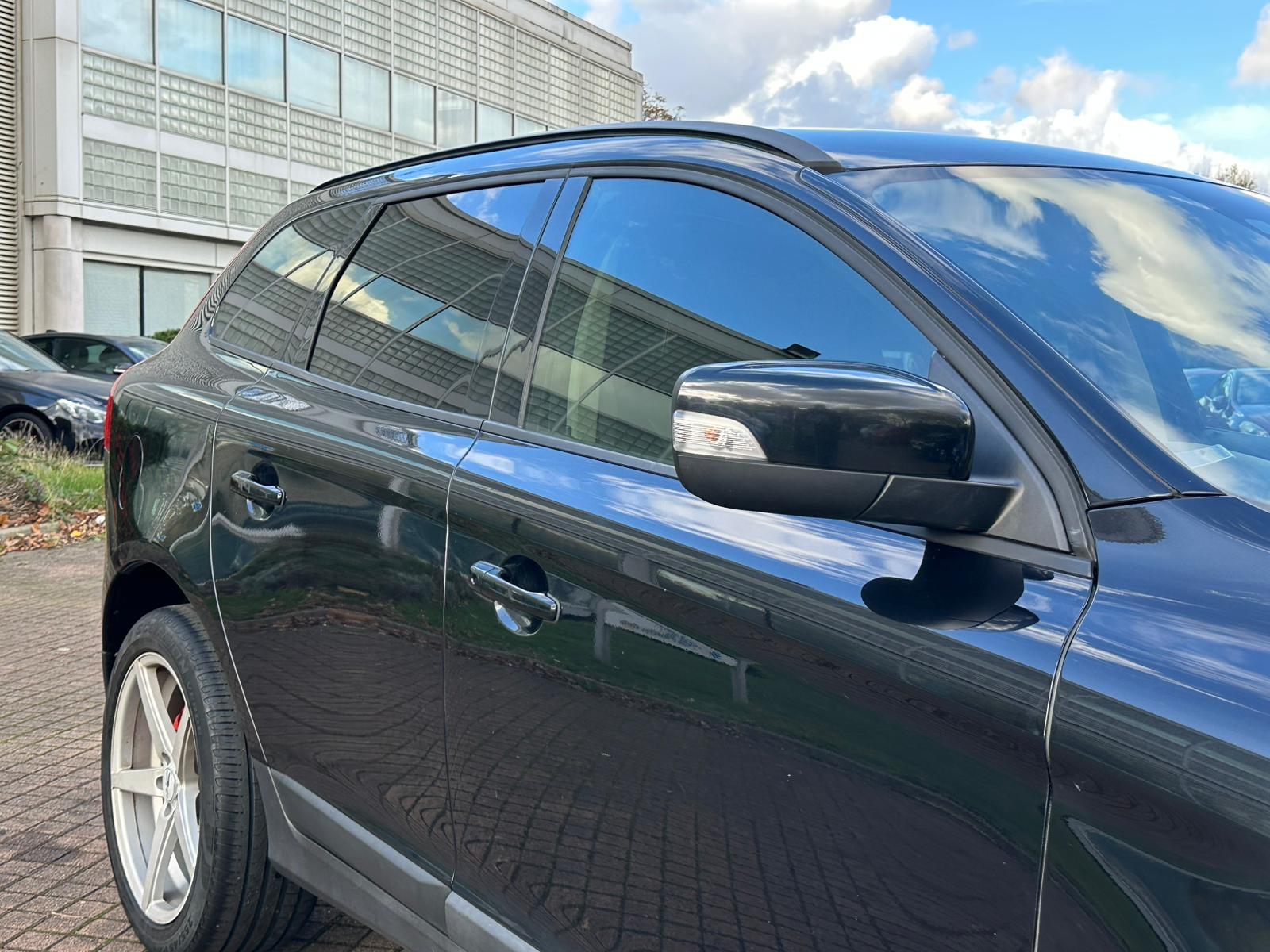 Volvo XC60 2.4D S SUV 5dr Diesel Geartronic Euro 4 (175 ps)