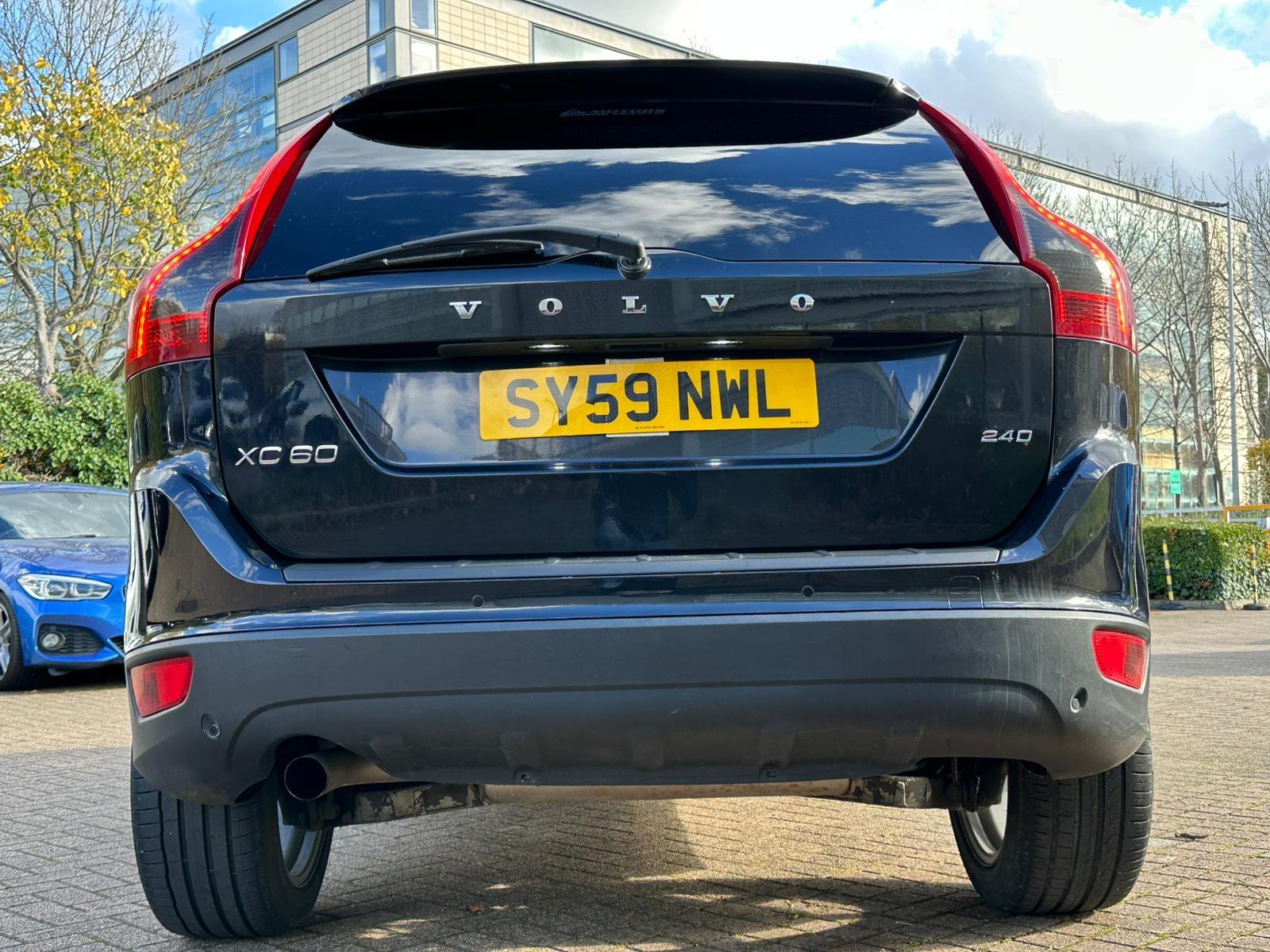 Volvo XC60 2.4D S SUV 5dr Diesel Geartronic Euro 4 (175 ps)