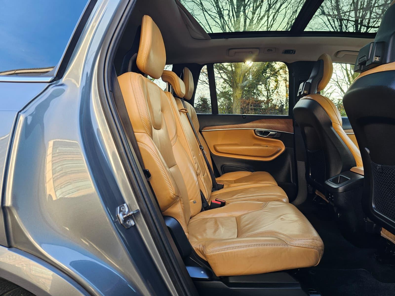 Volvo XC90 2.0 D5 Inscription SUV 5dr Diesel Geartronic 4WD Euro 6 (s/s) (225 ps)