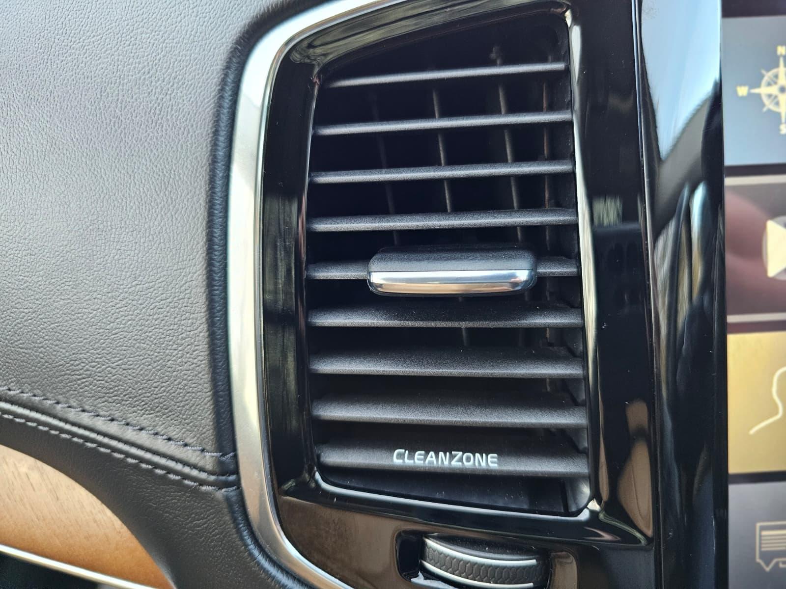 Volvo XC90 2.0 D5 Inscription SUV 5dr Diesel Geartronic 4WD Euro 6 (s/s) (225 ps)