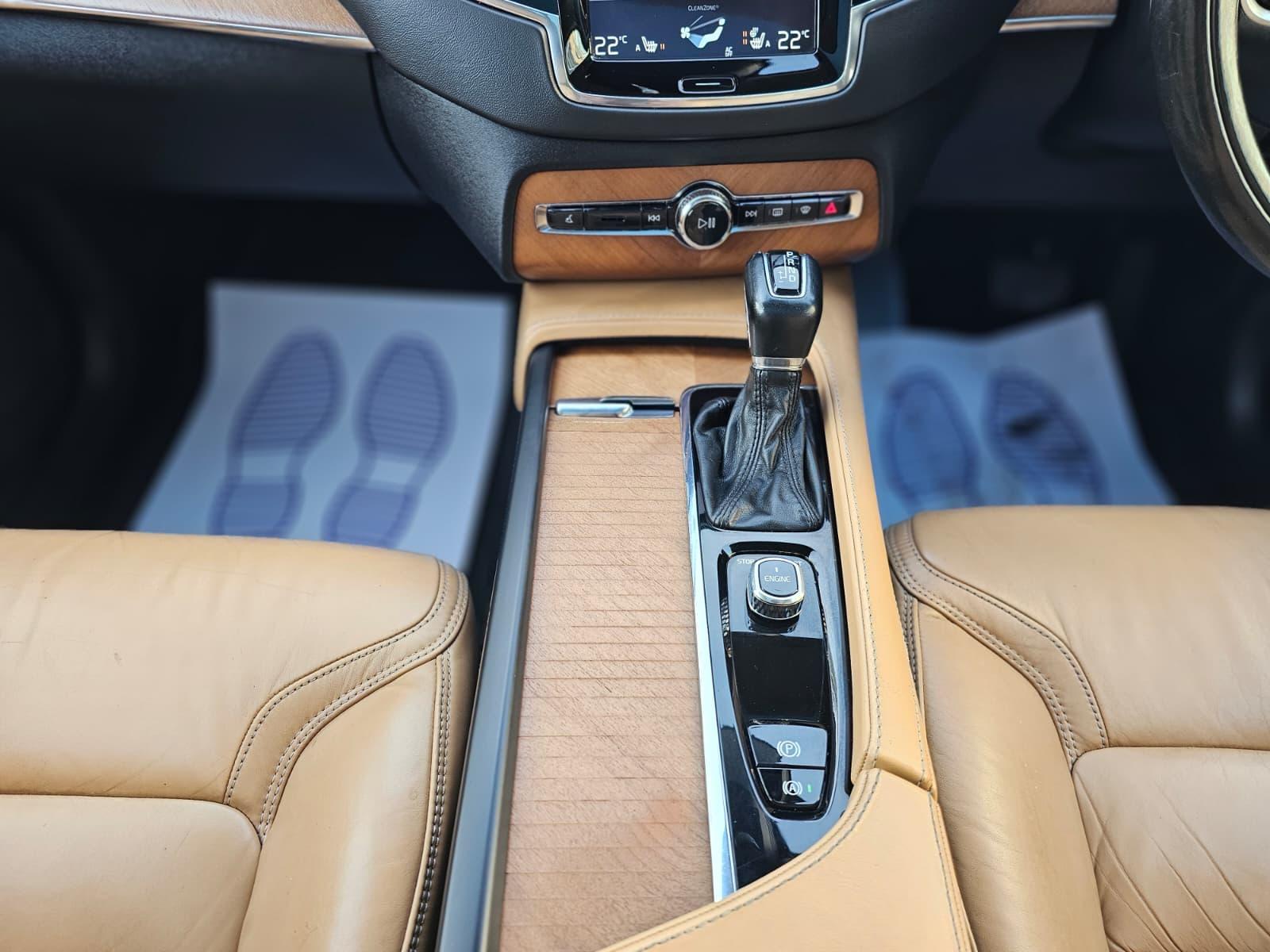 Volvo XC90 2.0 D5 Inscription SUV 5dr Diesel Geartronic 4WD Euro 6 (s/s) (225 ps)