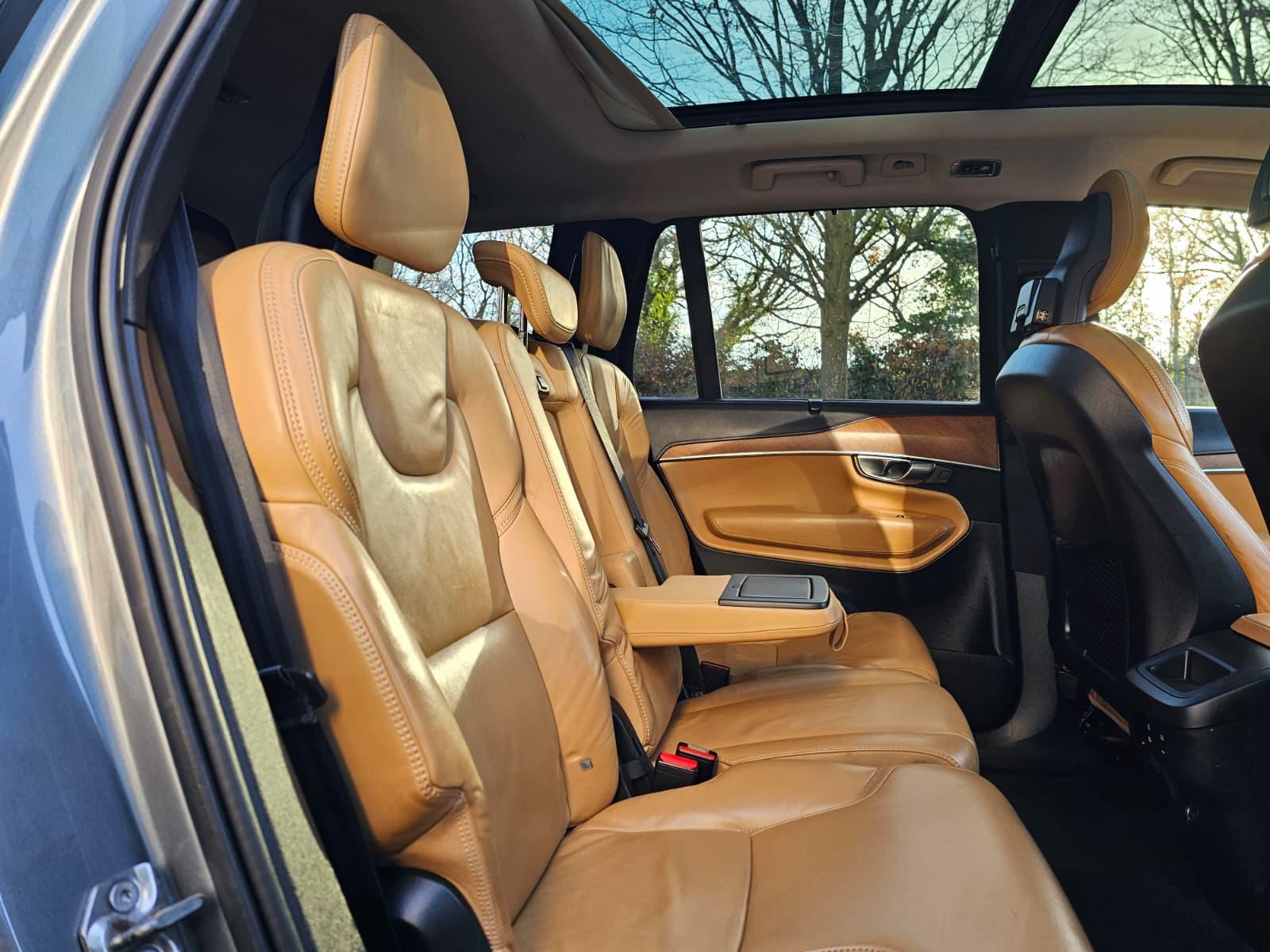 Volvo XC90 2.0 D5 Inscription SUV 5dr Diesel Geartronic 4WD Euro 6 (s/s) (225 ps)