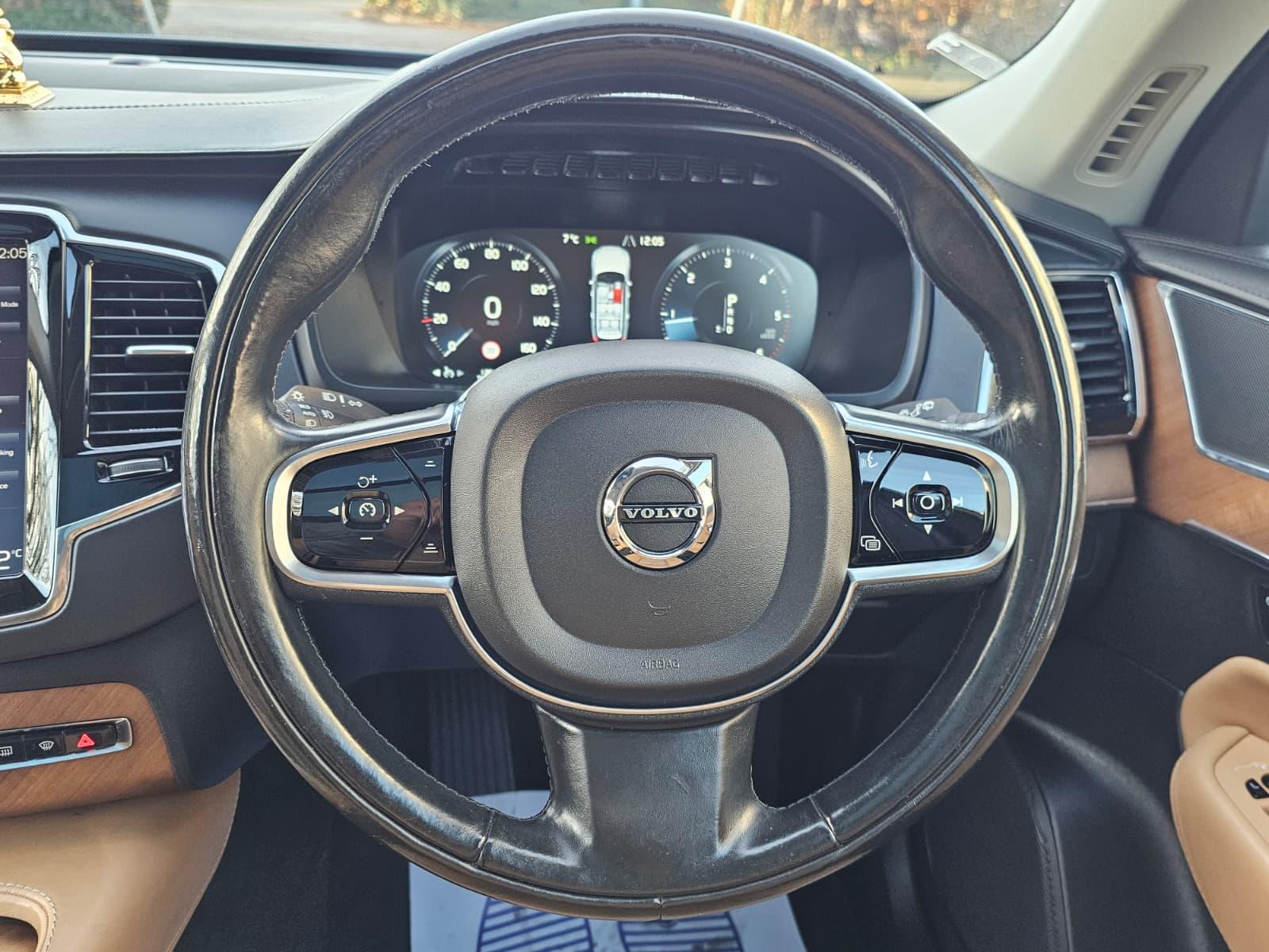 Volvo XC90 2.0 D5 Inscription SUV 5dr Diesel Geartronic 4WD Euro 6 (s/s) (225 ps)