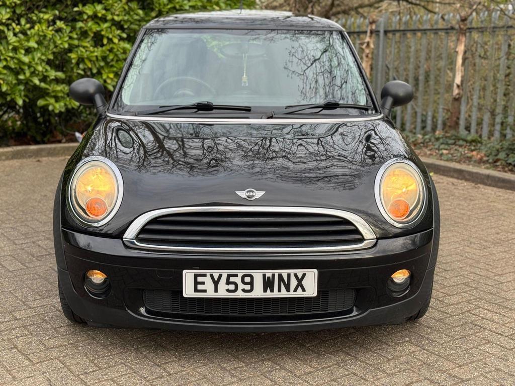 MINI Hatch 1.4 One Hatchback 3dr Petrol Steptronic Euro 4 (95 ps)