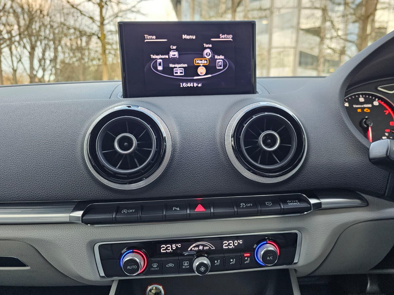 Audi A3 1.8 TFSI Sport Sportback 5dr Petrol S Tronic Euro 5 (s/s) (180 ps)