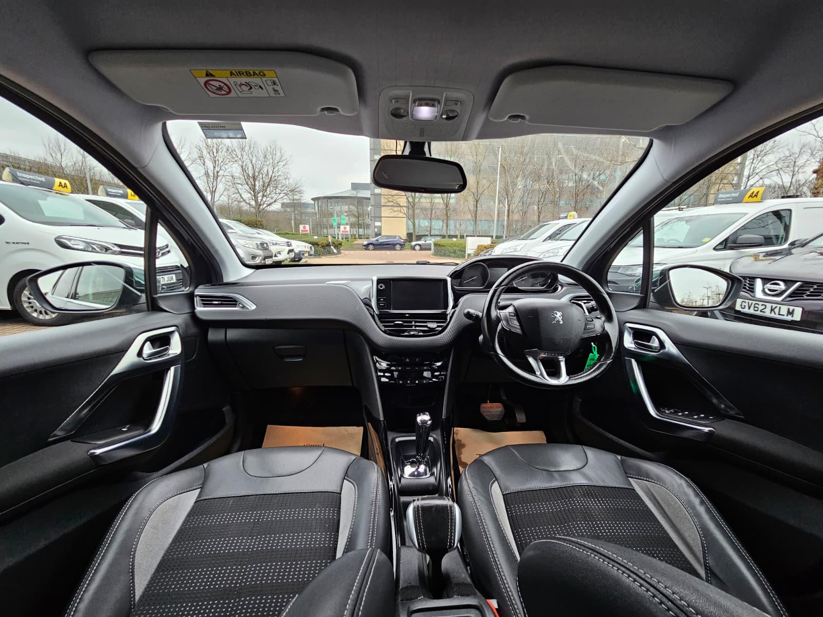 Peugeot 2008 1.6 e-HDi Allure SUV 5dr Diesel EGC Euro 5 (s/s) (92 ps)