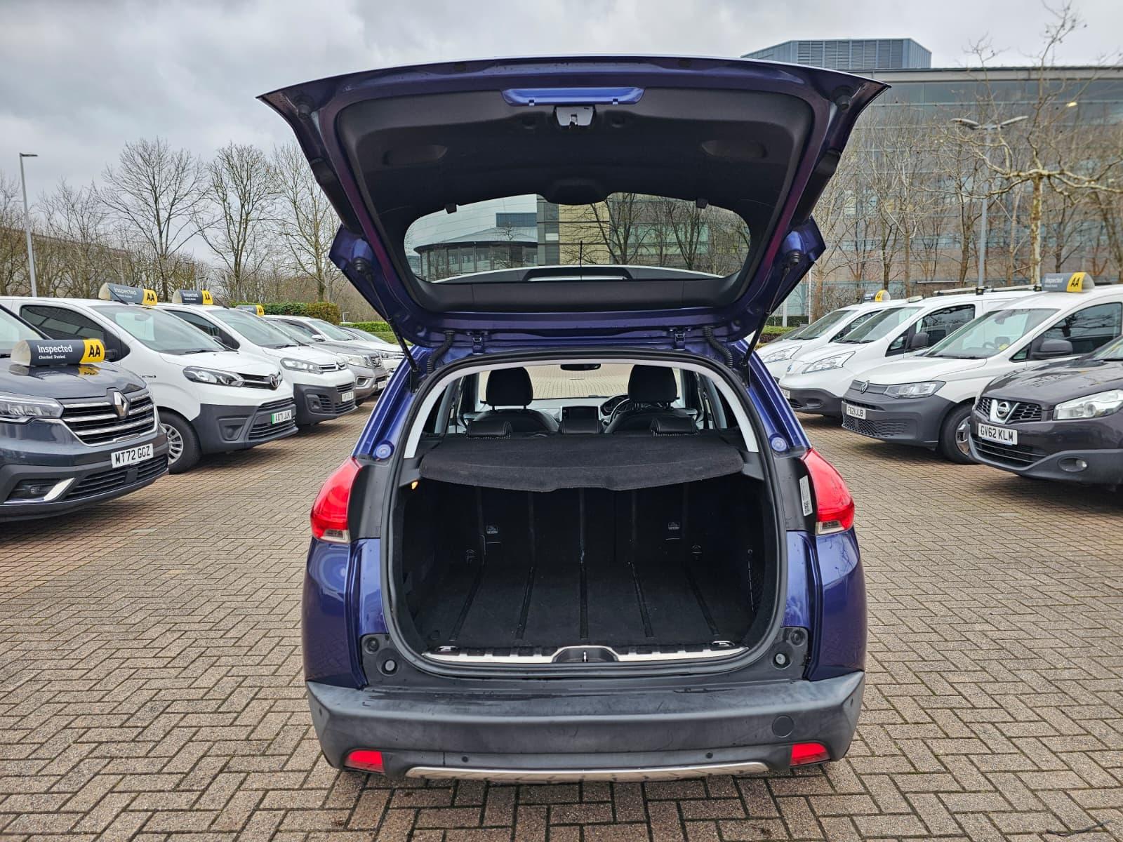 Peugeot 2008 1.6 e-HDi Allure SUV 5dr Diesel EGC Euro 5 (s/s) (92 ps)