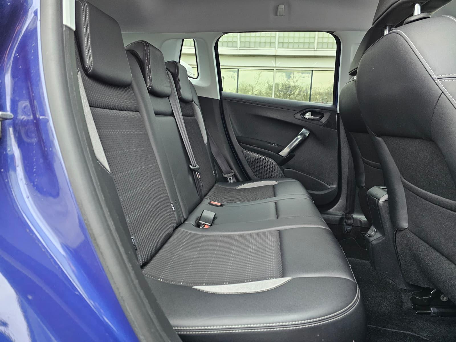 Peugeot 2008 1.6 e-HDi Allure SUV 5dr Diesel EGC Euro 5 (s/s) (92 ps)