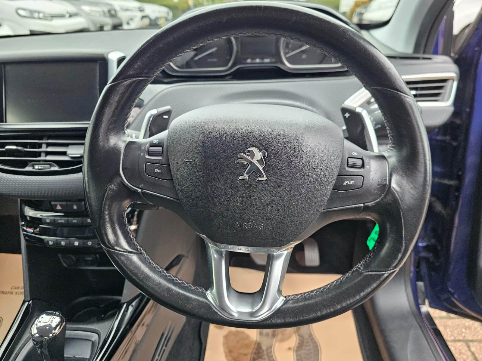 Peugeot 2008 1.6 e-HDi Allure SUV 5dr Diesel EGC Euro 5 (s/s) (92 ps)