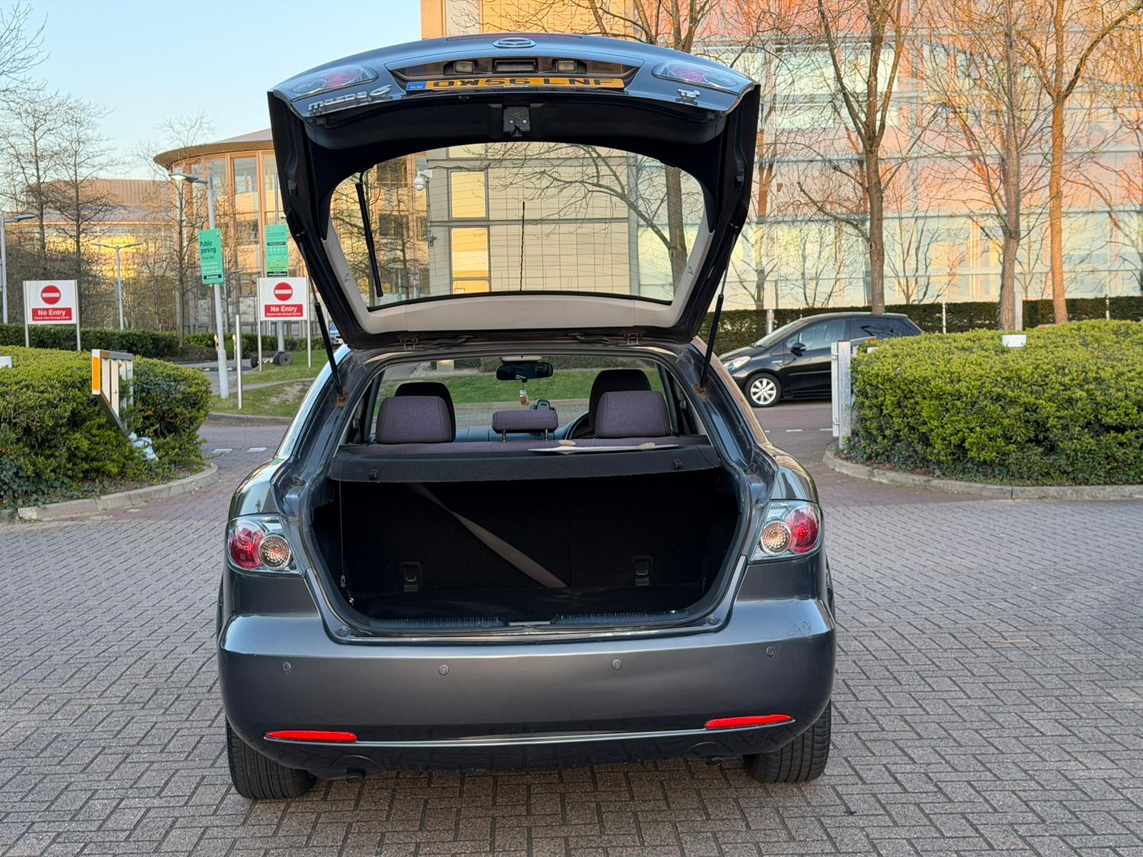 Mazda Mazda6 2.0 TS2 Hatchback 5dr Petrol Automatic (205 g/km, 145 bhp)