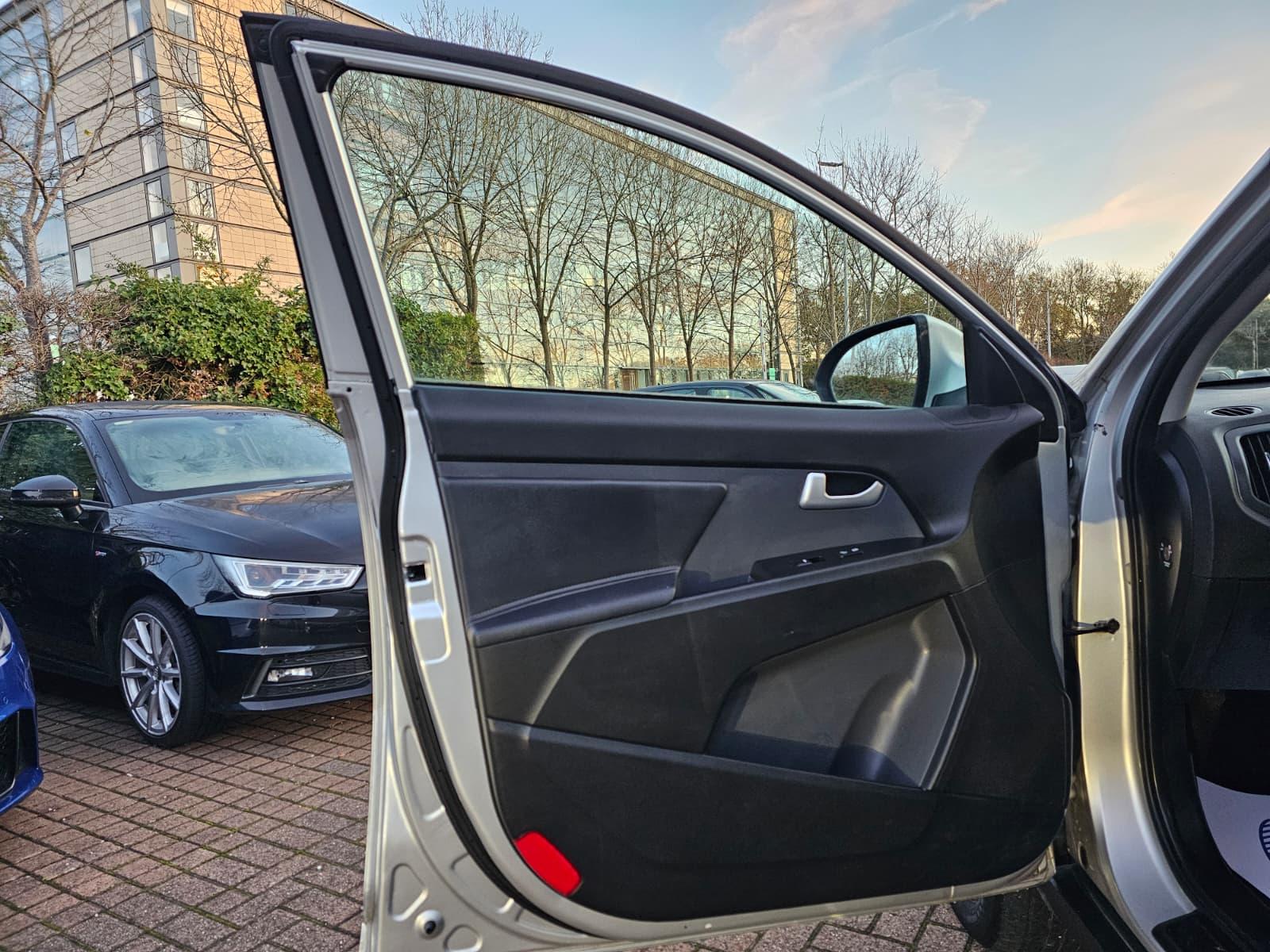 Kia Sportage 1.6 GDi EcoDynamics 2 SUV 5dr Petrol Manual 2WD Euro 5 (s/s) (133 bhp)