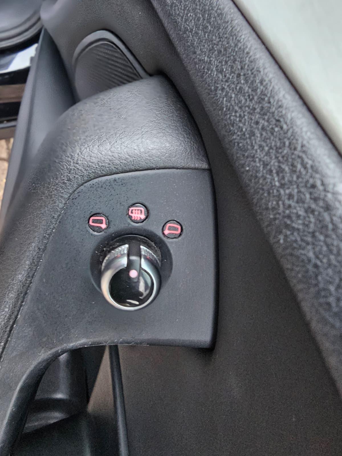 Audi A6 Avant 2.0 TDI S line Estate 5dr Diesel Multitronic Euro 5 (s/s) (177 ps)