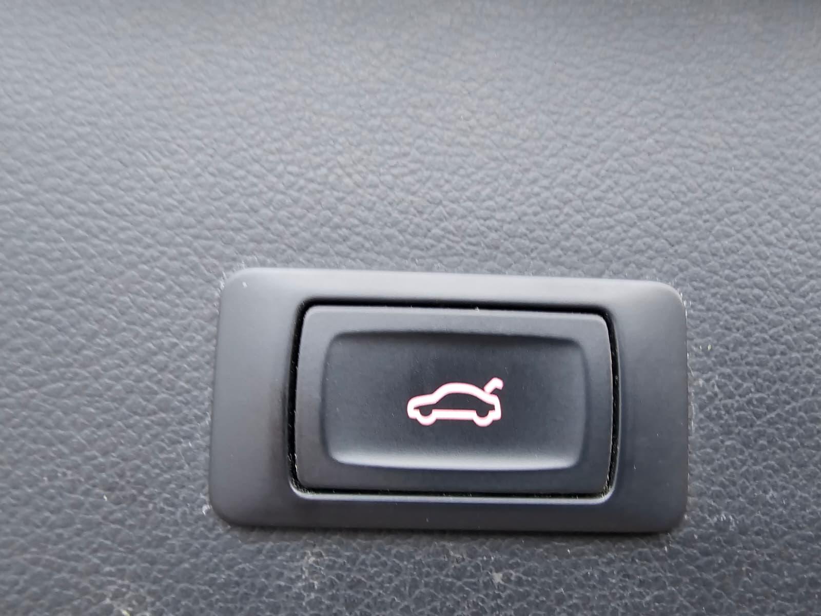 Audi A6 Avant 2.0 TDI S line Estate 5dr Diesel Multitronic Euro 5 (s/s) (177 ps)