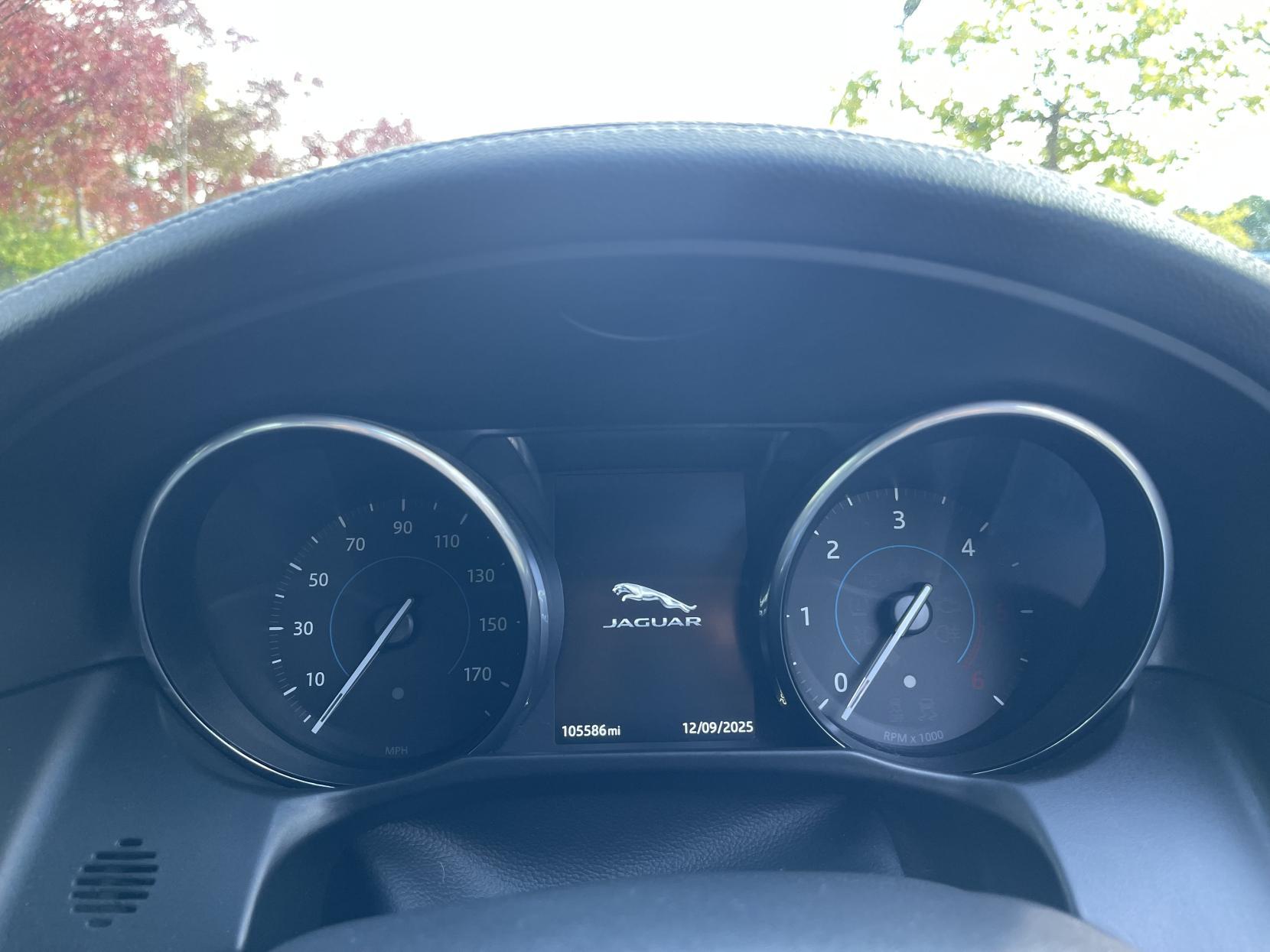 Jaguar XF 2.0d R-Sport Saloon 4dr Diesel Auto Euro 6 (s/s) (180 ps)