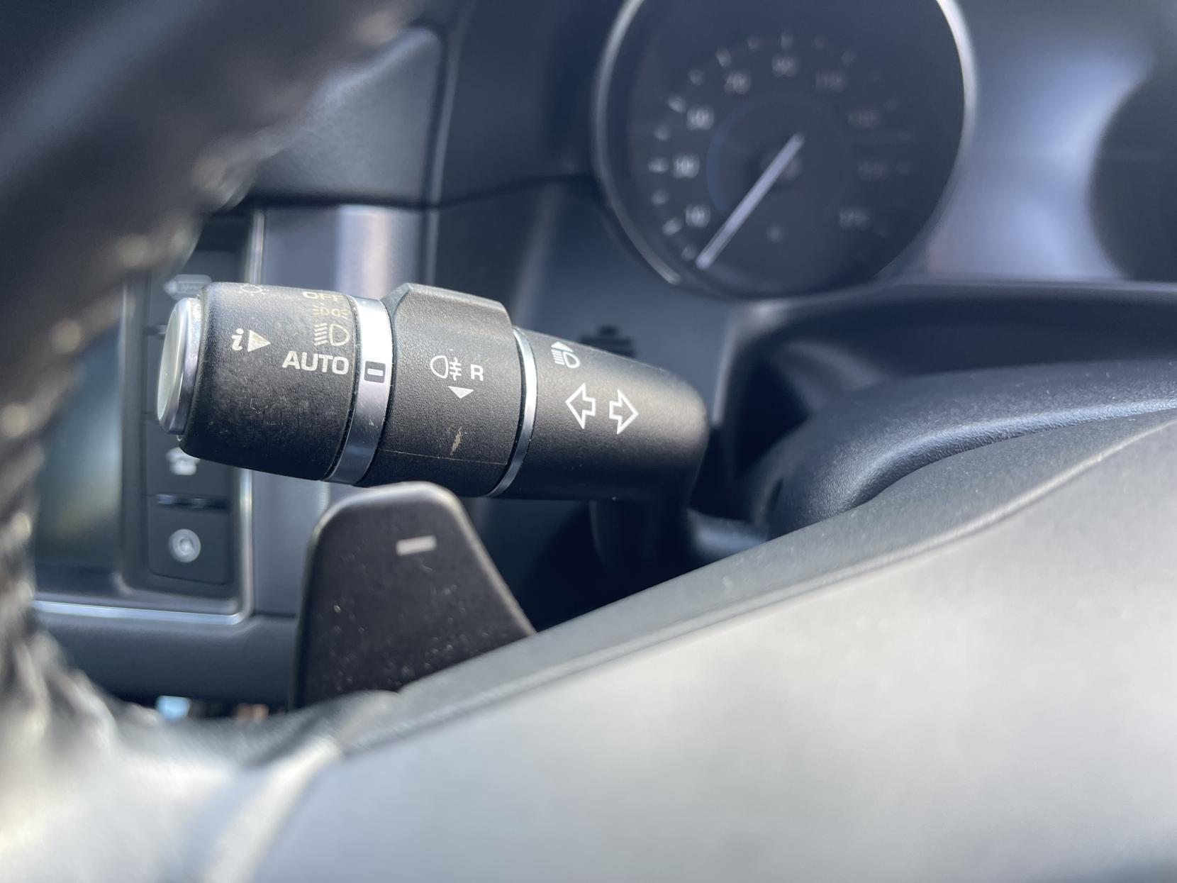 Jaguar XF 2.0d R-Sport Saloon 4dr Diesel Auto Euro 6 (s/s) (180 ps)