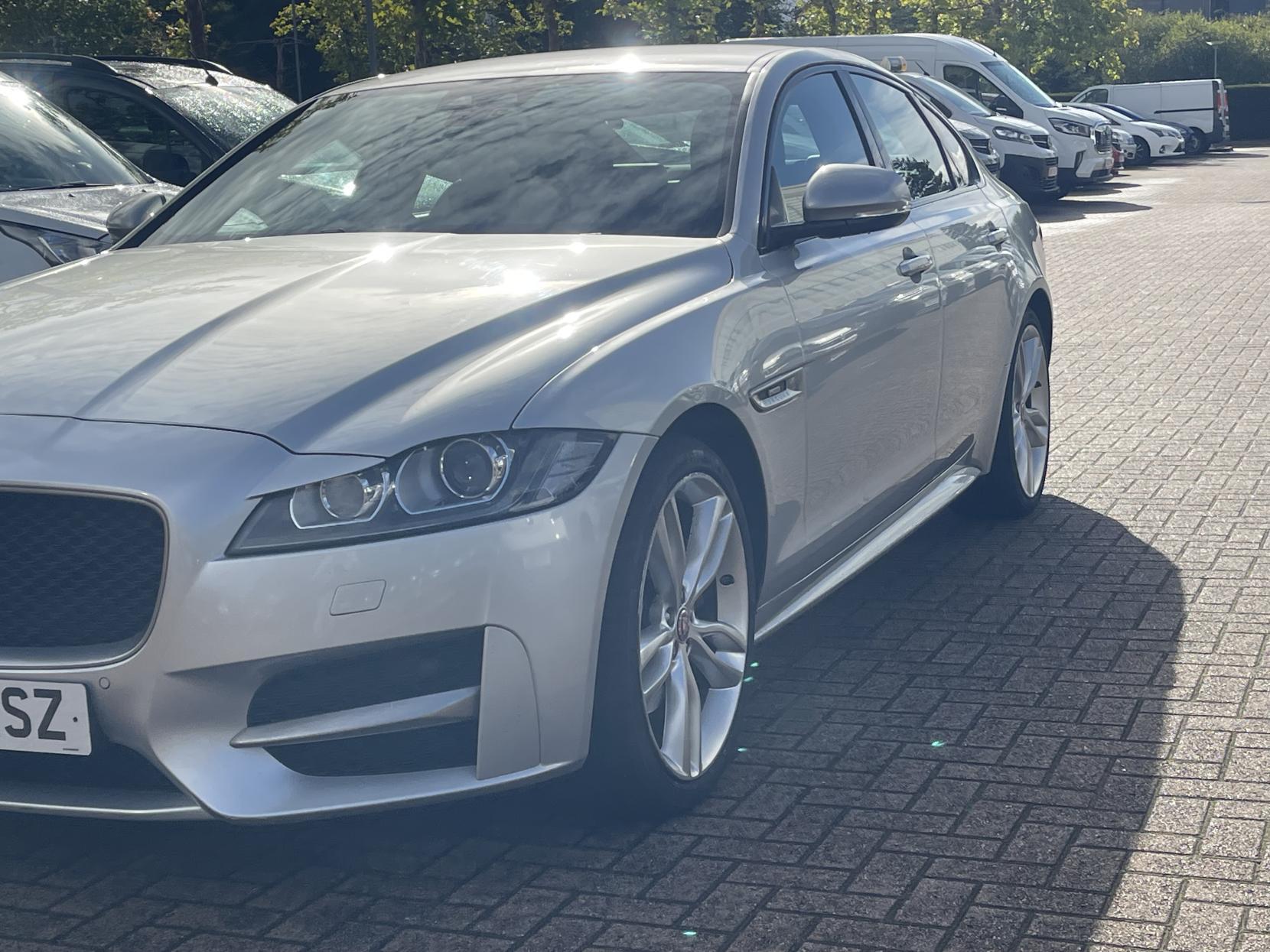 Jaguar XF 2.0d R-Sport Saloon 4dr Diesel Auto Euro 6 (s/s) (180 ps)