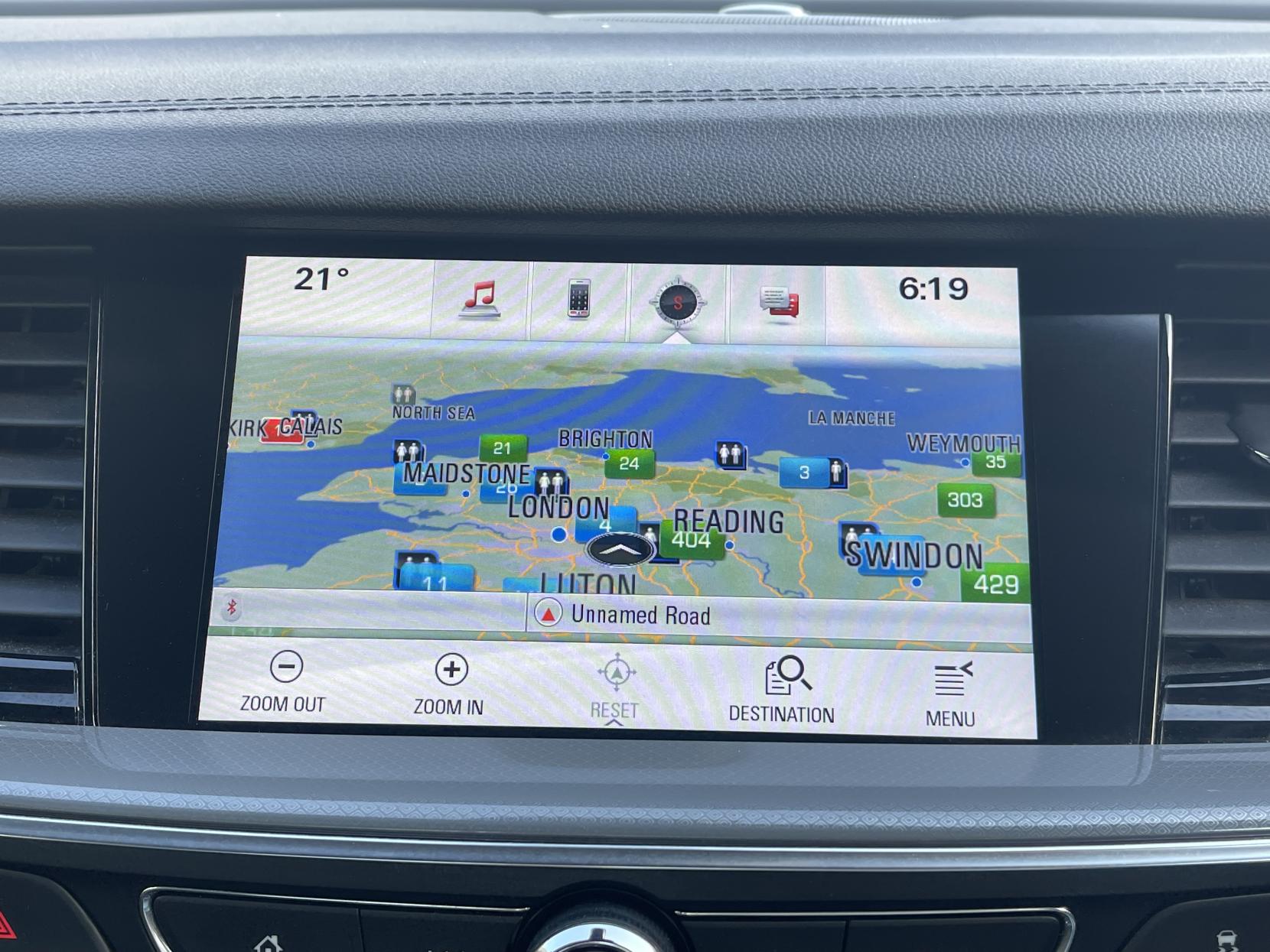 Vauxhall Insignia 1.6 Turbo D BlueInjection Design Nav Grand Sport 5dr Diesel Automatic Euro 6 (s/s) (136 ps)