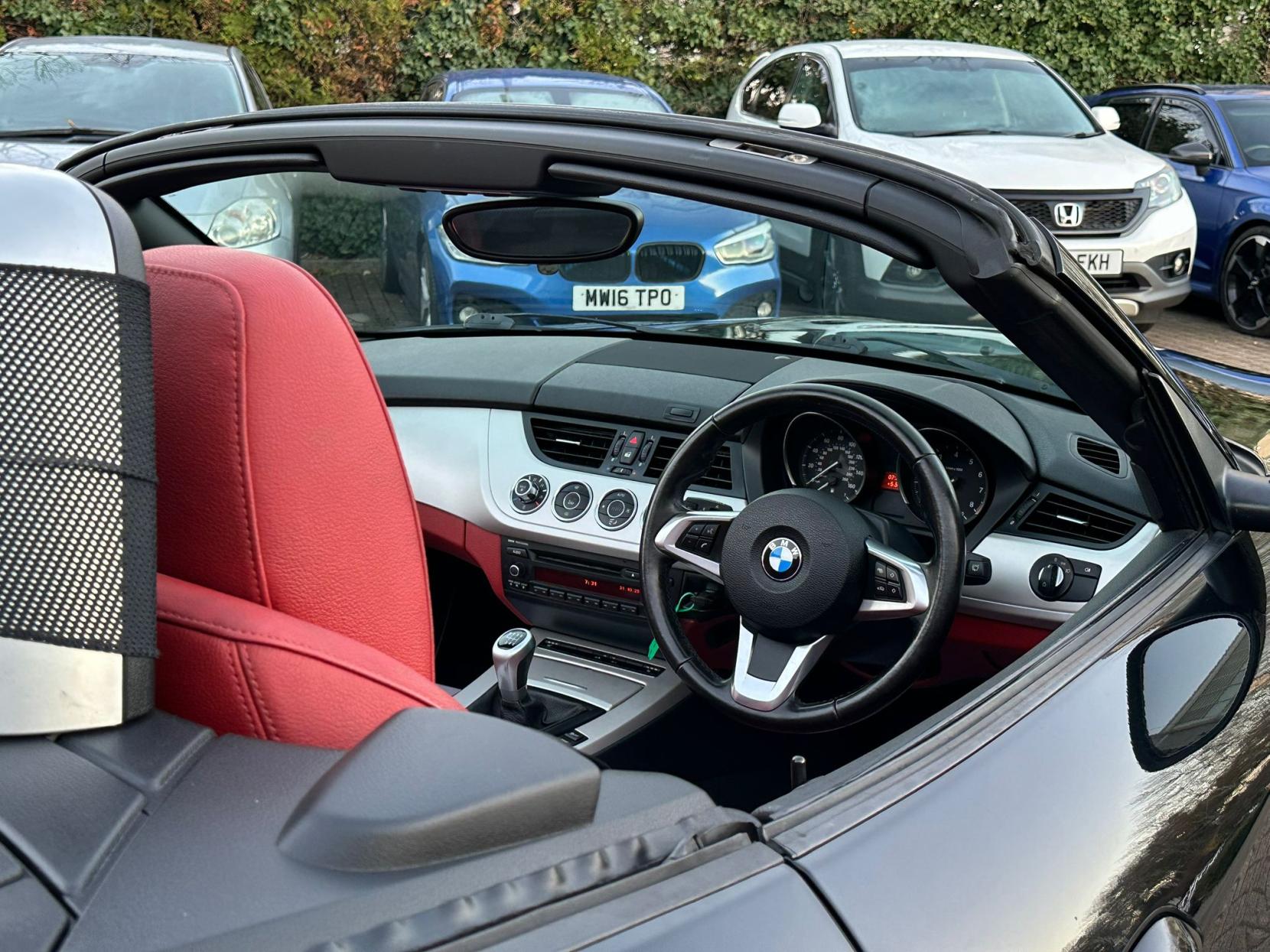 BMW Z4 2.5 23i Convertible 2dr Petrol Manual sDrive Euro 5 (204 ps)